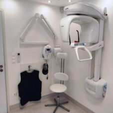fogászati panoráma röntgen készülék (Orthopantomográf, OP)